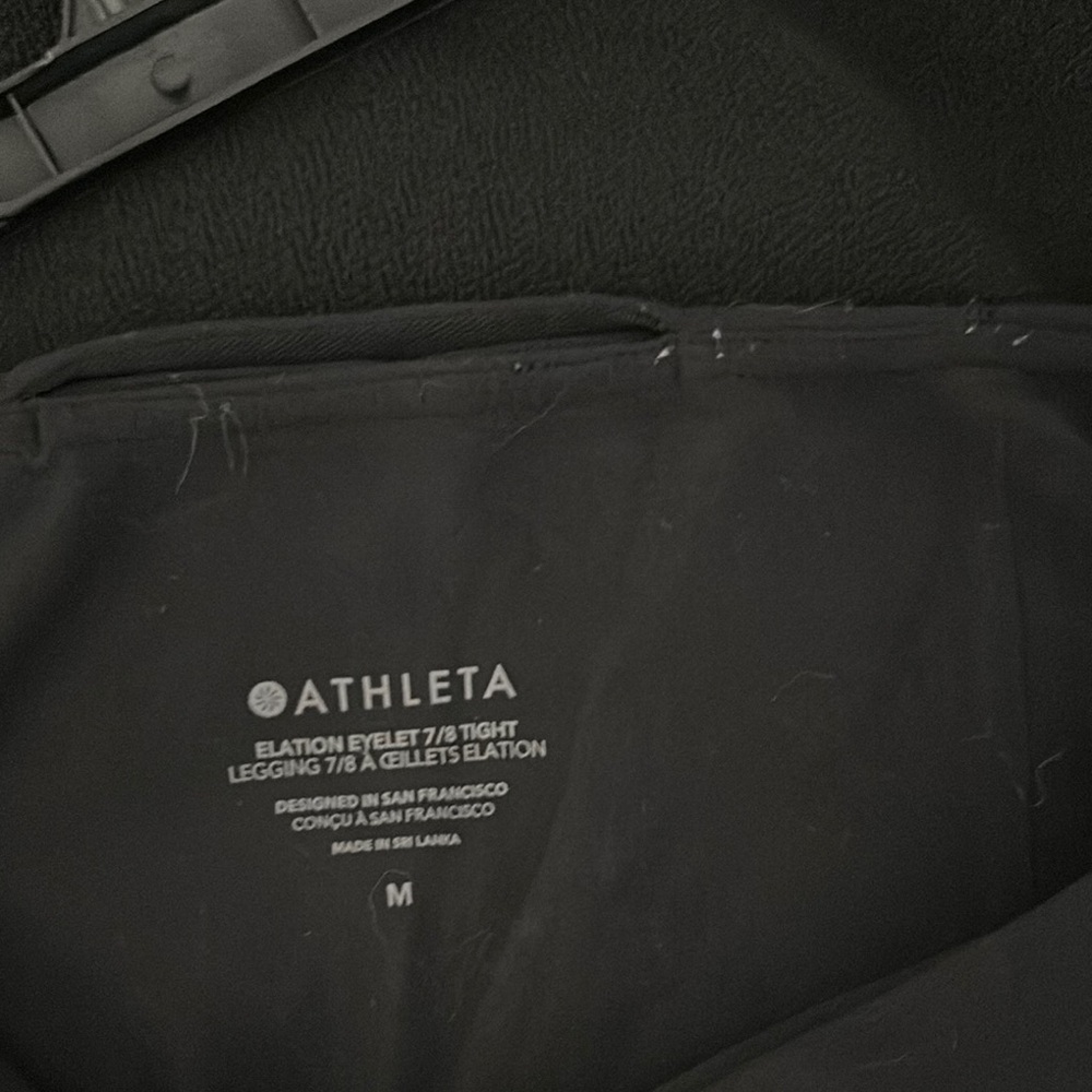 Black Athleta Leggings with White Floral Design (5) - Picture 3 of 3